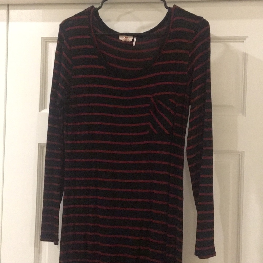 One clothing long sleeved dress